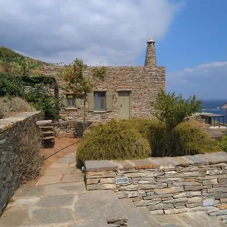 Otzias Residence *